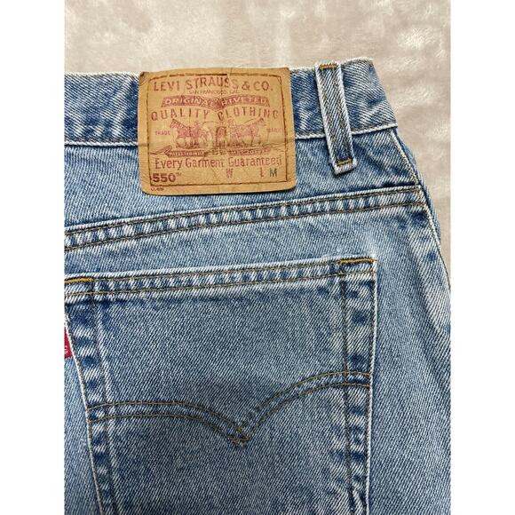 VTG LEVIS 550 Women’s Relaxed Fit Tapered Jeans Sz 14 Reg M Light Wash Made USA - Picture 7 of 12